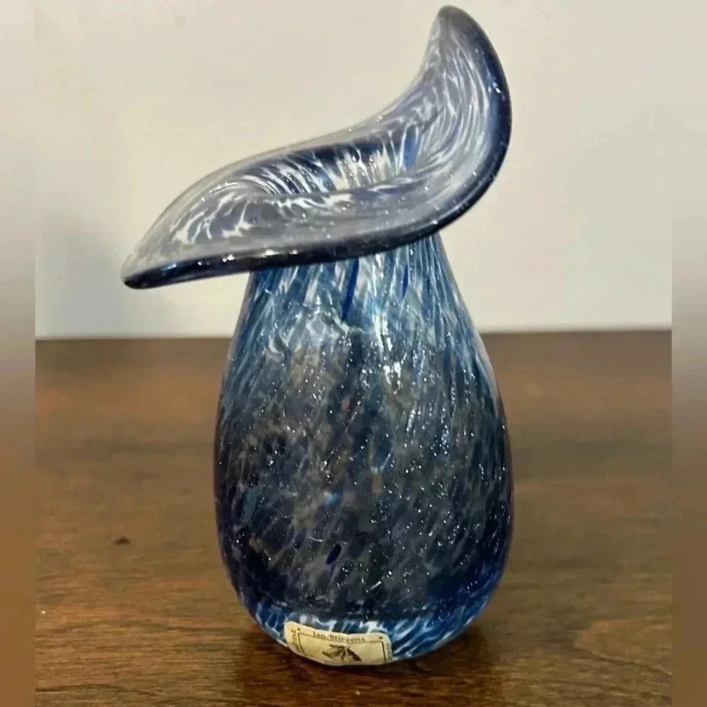Jan Stievens Glashytta Sweden Small Blue Hand Blown Vase Rare Pristine Condition